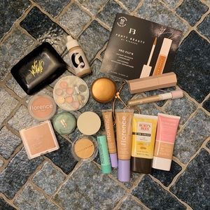 Assorted Make Up Set 🌟